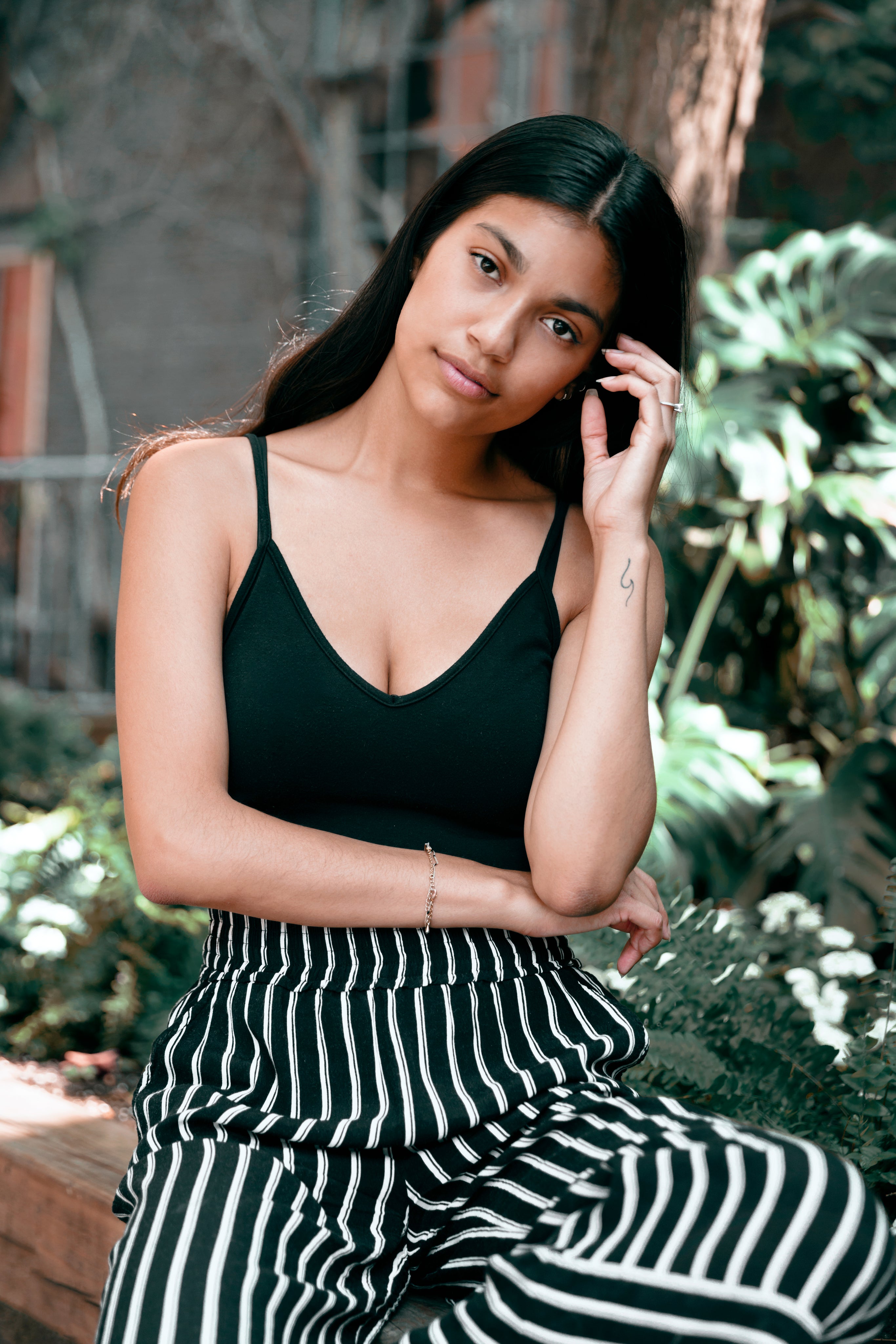 Carmen. V